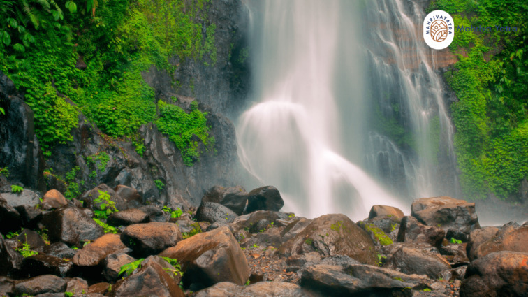 Air Terjun Munduk Bali