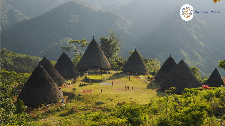Desa Wae Rebo Flores rumah adat Mbaru Niang wisata hijau